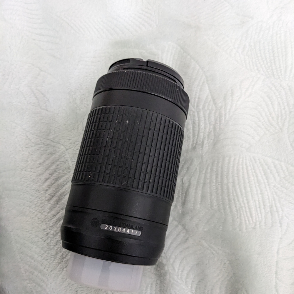 Nikon Camera - Picture 3 of 8